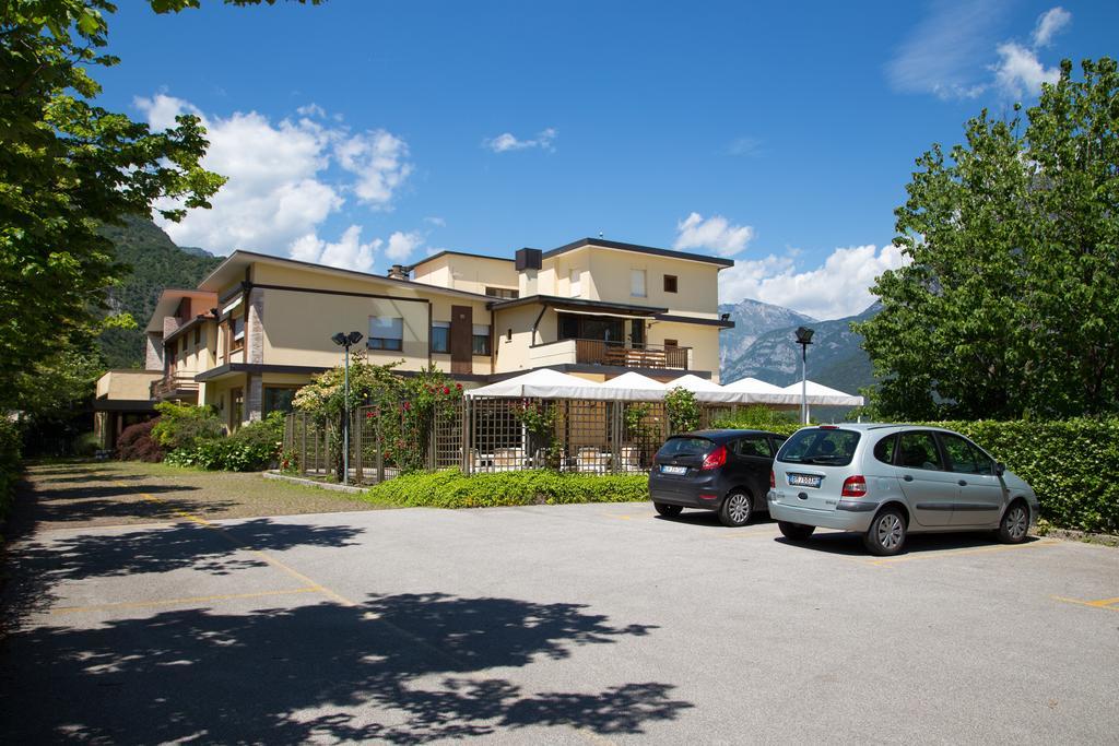 Albergo Benito Ponte nell'Alpi Ngoại thất bức ảnh