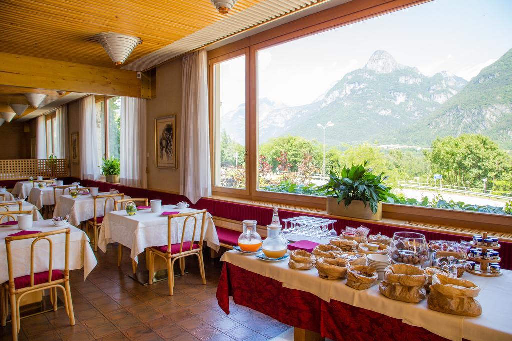 Albergo Benito Ponte nell'Alpi Ngoại thất bức ảnh