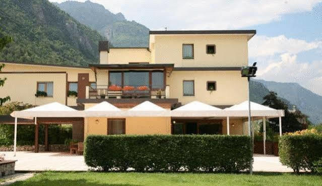 Albergo Benito Ponte nell'Alpi Ngoại thất bức ảnh
